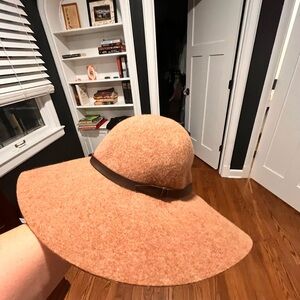Nordstrom Tan Felt Hat with Brown Band